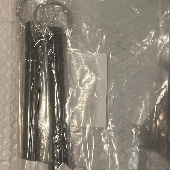 Keyring aluminum‎ Blunt Force Key chain in Black for Women Ladies 2 pack - Picture 2 of 2